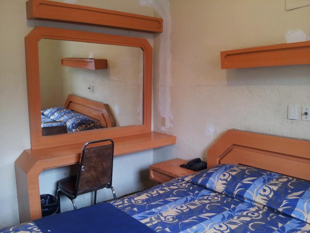 Hotel Florida Μεξικό Δωμάτιο φωτογραφία